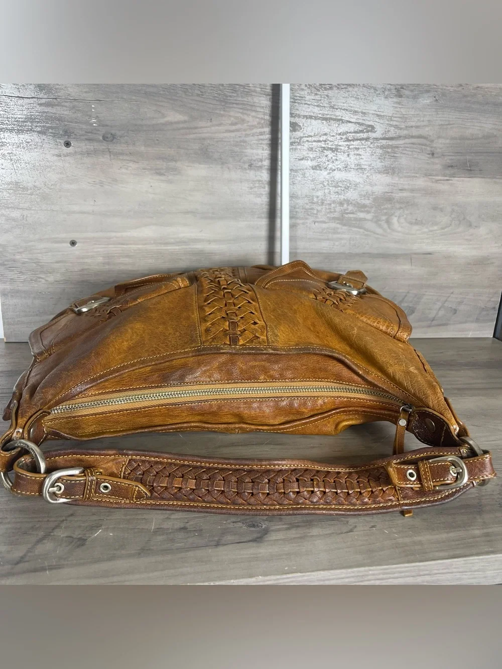 Junior Drake Tan Brown Leather Expandable Hobo Bag 90s Y2K Braided Buckles